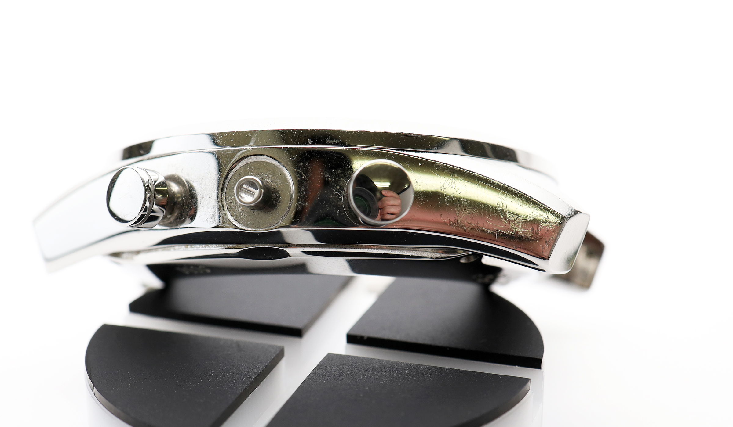 ゼニス（ZENITH）・クロノマスターのきず・キズ・傷